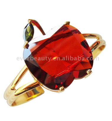  Golden Plating Fashion Bracelet with Apple Shaped Ruby ( Golden Plating Fashion Bracelet with Apple Shaped Ruby)