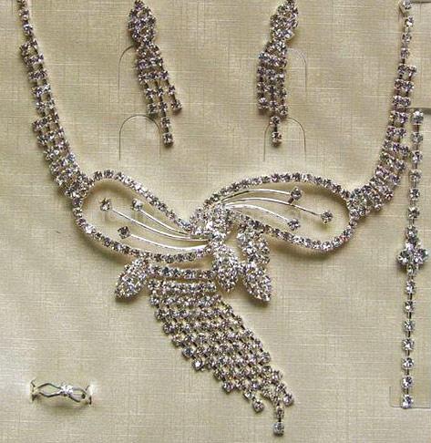  Fashion Nacklace Set (Моды N kl e Установить)
