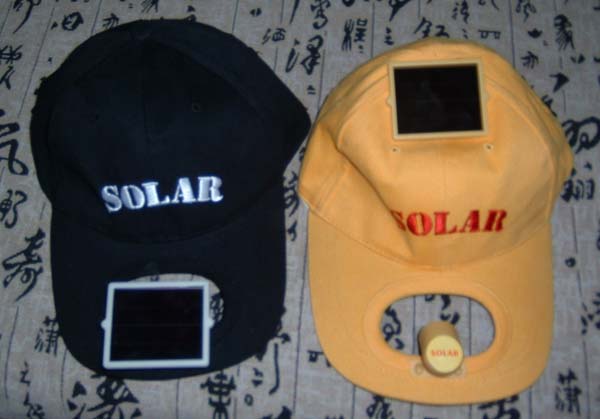  Solar Cap with Fan (Cap solaire avec ventilateur)