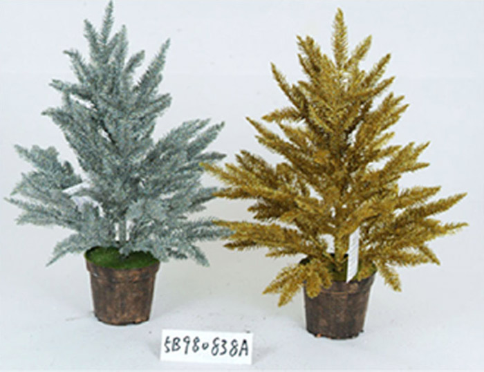  Artificial Christmas Tree (Arbre de Noël artificiel)