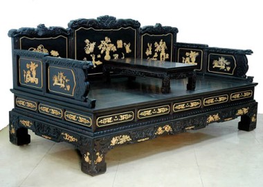  Furniture (Royal) (Meubles (Royal))