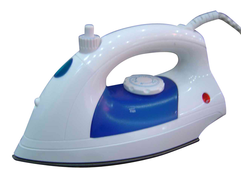  Steam Iron (Dampfbügeleisen)