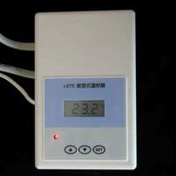  Temperature controller in digital display