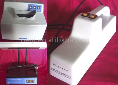  Ultraviolet Analyzer for Three Purposes (Ultraviolet Analyzer pour trois objectifs)