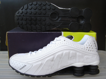  New Branded Sports Shoes ( New Branded Sports Shoes)