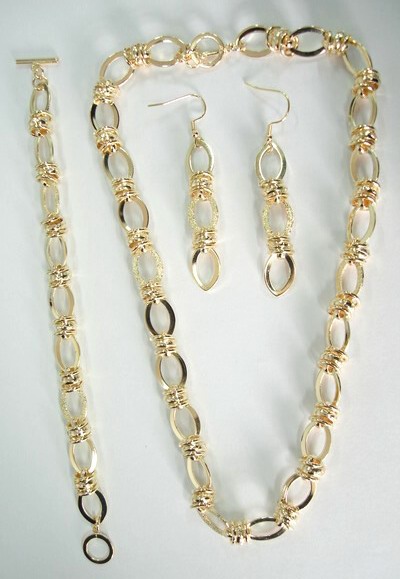 Gold Jewelry Sets (Bijoux or Sets)
