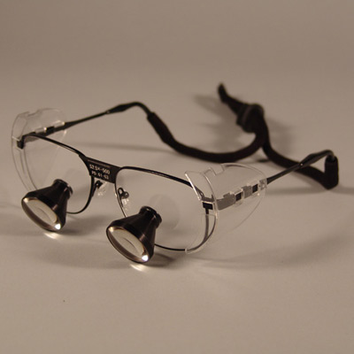  Dental Loupes (Dental Loupes)