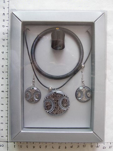  Ornaments ( Ornaments)