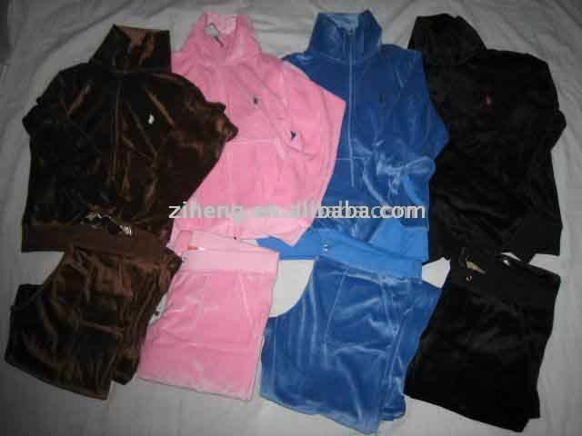  Women`s Suits (Женские костюмы)