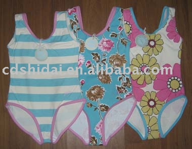 swimwear (swimwear)