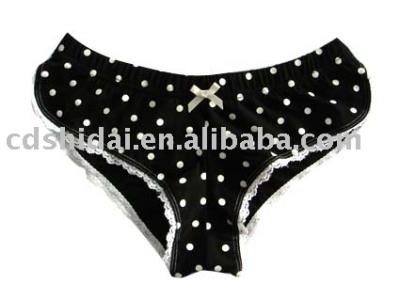 seamless underwear (vêtements sans joints)