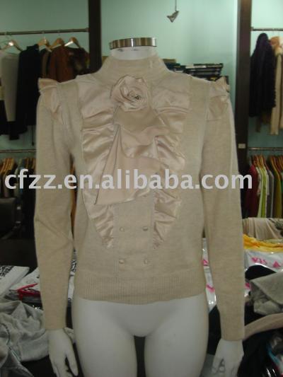 Ladies` knitte pullover