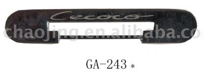 D-672 garment accessory (D-672 accessoires du vêtement)
