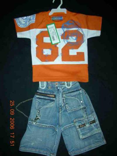 Knit X Denim In Single Jersey And Acid Washed Denim Bermudas