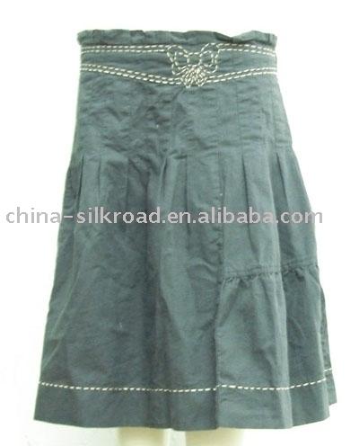 Ladies` woven skirt