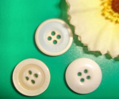 Resine Button (Смолами кнопки)