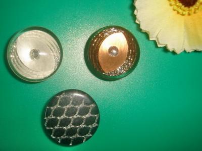Resine Button (Смолами кнопки)