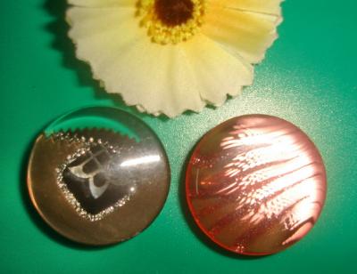 Resine Button (Смолами кнопки)