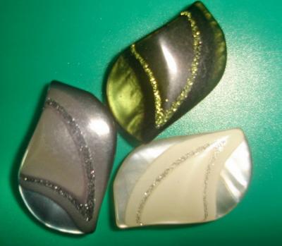 Resine Button (Смолами кнопки)