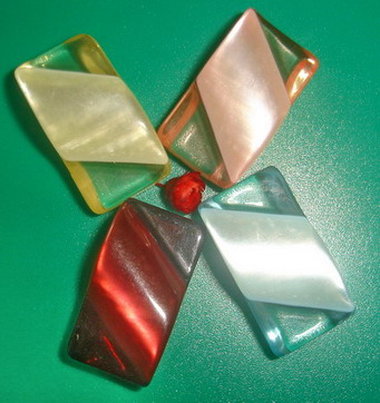 Resine Button (Смолами кнопки)
