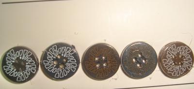 Plasic Button (Plasic Button)