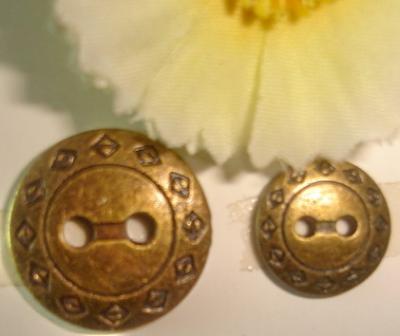 Metal Button (Metal Button)
