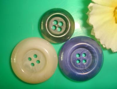 Resine Button