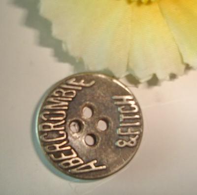 Metal Button (Metal Button)