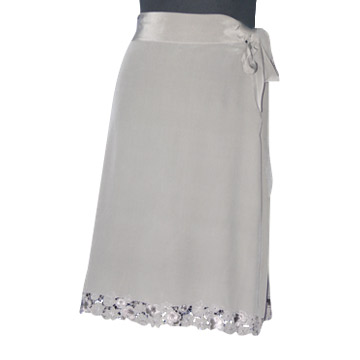100% Silk Hand-Embroidered Skirt (100% soie brodées à la main Jupe)