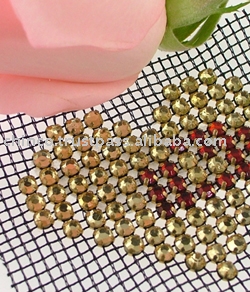 Rhinestone On Mesh (Strass Am Mesh)