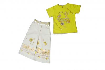 Girl`s wear (Girl `s tragen)