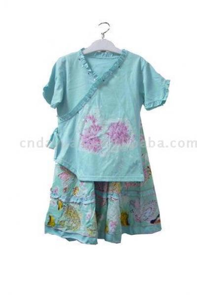 Girl`s wear (Girl `s tragen)