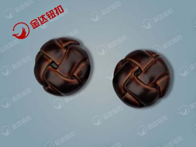 leather button (cuir bouton)
