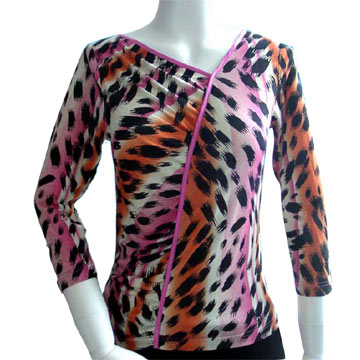 V-Neck Blouse with Shirring (V-Neck Blouse with Shirring)