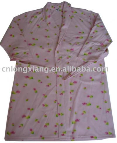 Dotty Polar Fleece Bath Robe (Dotty Polar Fleece Bath Robe)
