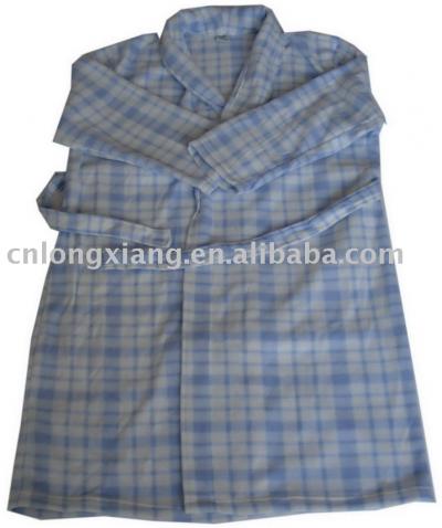 Dotty Polar Fleece Bath Robe (Dotty Polar Fleece Bath Robe)