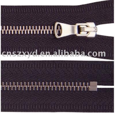 brass zipper (Messing-Reißverschluss)