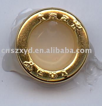 brass eyelet (латунь проушины)