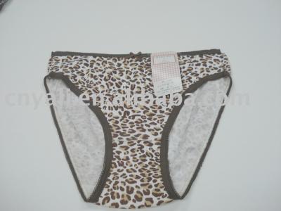 ladies` underwear (Mesdames `des sous-vêtements)