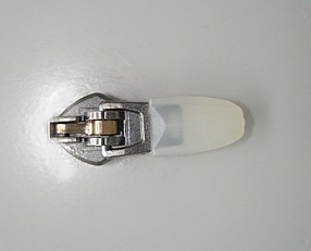 NO.5 Semi-Auto lock Slider M05H05 Transparent Pull (NO.5 Semi-Auto lock Slider M05H05 Transparent Pull)