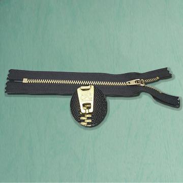 Close-End Brass Zipper With YG Slider (Close-End Brass Zipper Avec YG Slider)