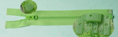 NO.3 Nylon Zipper With Plastic Top and Bottom Stop (NO.3 Nylon Zipper With Plastic Top and Bottom Stop)