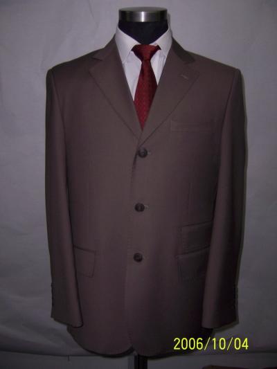 formal suit (официальный костюм)
