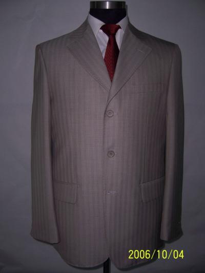formal suit (официальный костюм)
