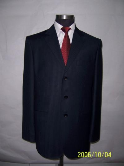 t/r suit (t / R costume)
