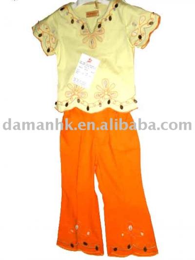 girl`s suit (girl `s anzug)