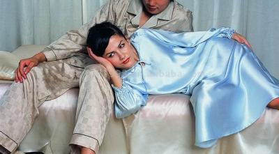 Silk Bathrobe And Sleeping Wear (Silk Bathrobe And Sleeping Wear)