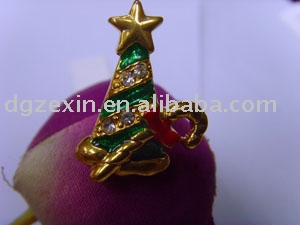 Fashion CZ badge