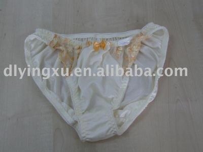briefs (briefs)