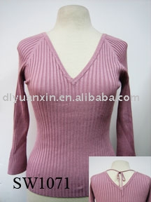 sweater (sweater)